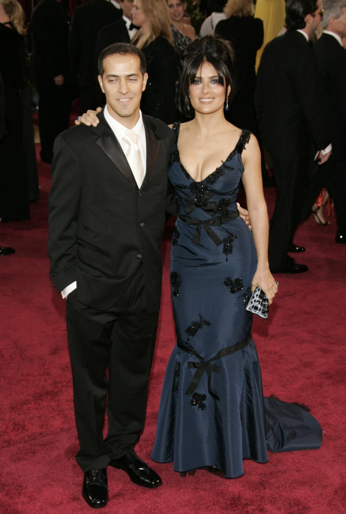 Salma Hayek z bratem Samim, 2005