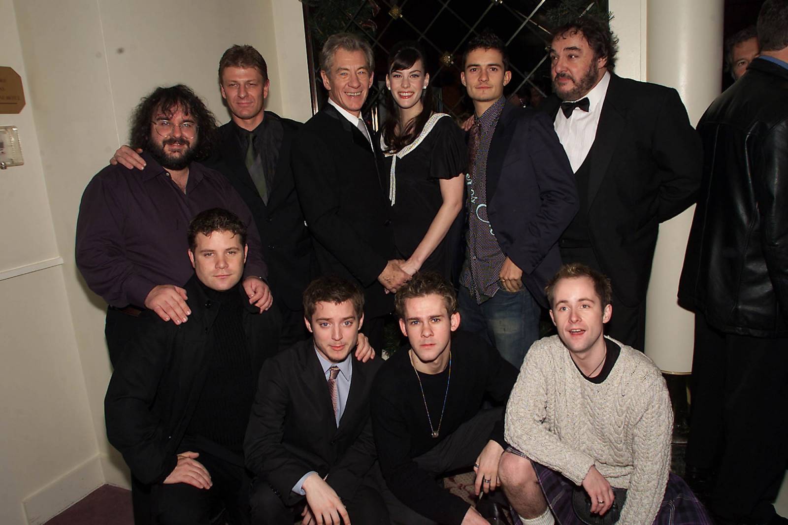 Obsada produkcji i reżyser Peter Jackson (Fot. Getty Images)