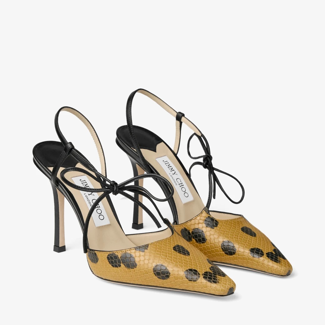 Żółte szpilki Jimmy Choo, 850 euro / (Fot. Materiały prasowe)